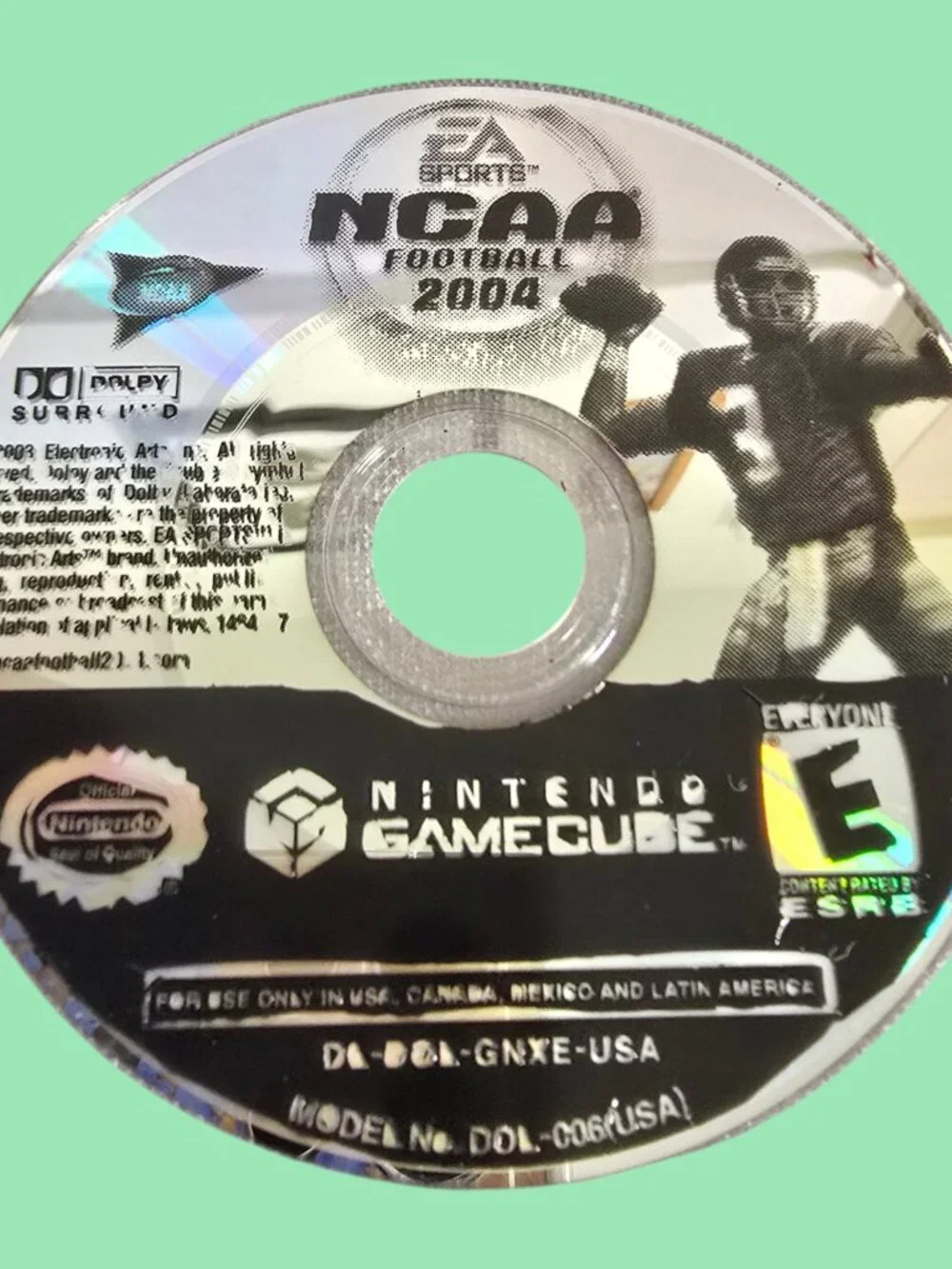 NCAA Football 2004 (Nintendo GameCube, 2003) CIB Complete!